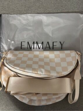 Beige Checkered Emmafy Crossbody Bag